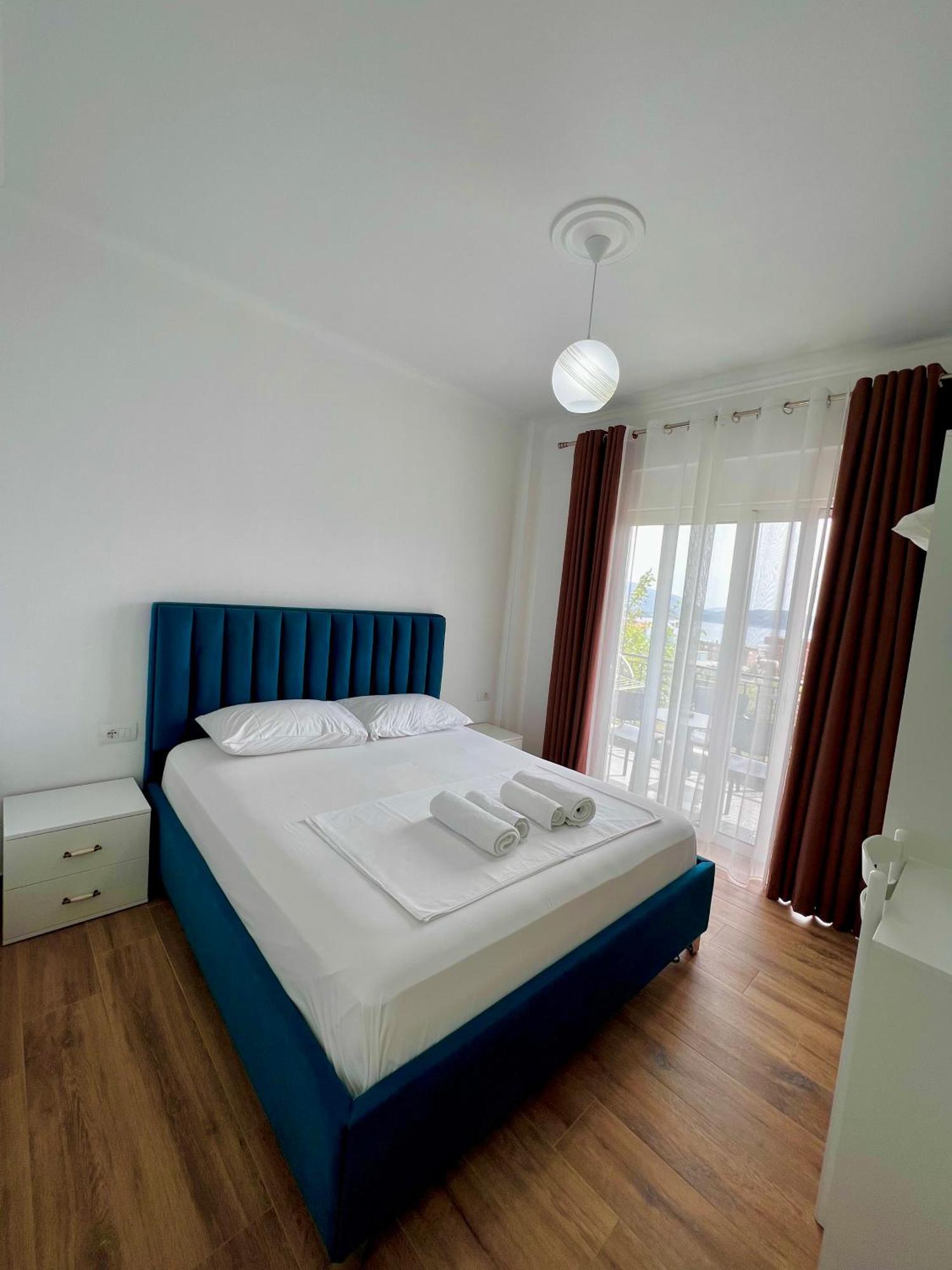 The Gwen Apartment Sarande Exterior photo