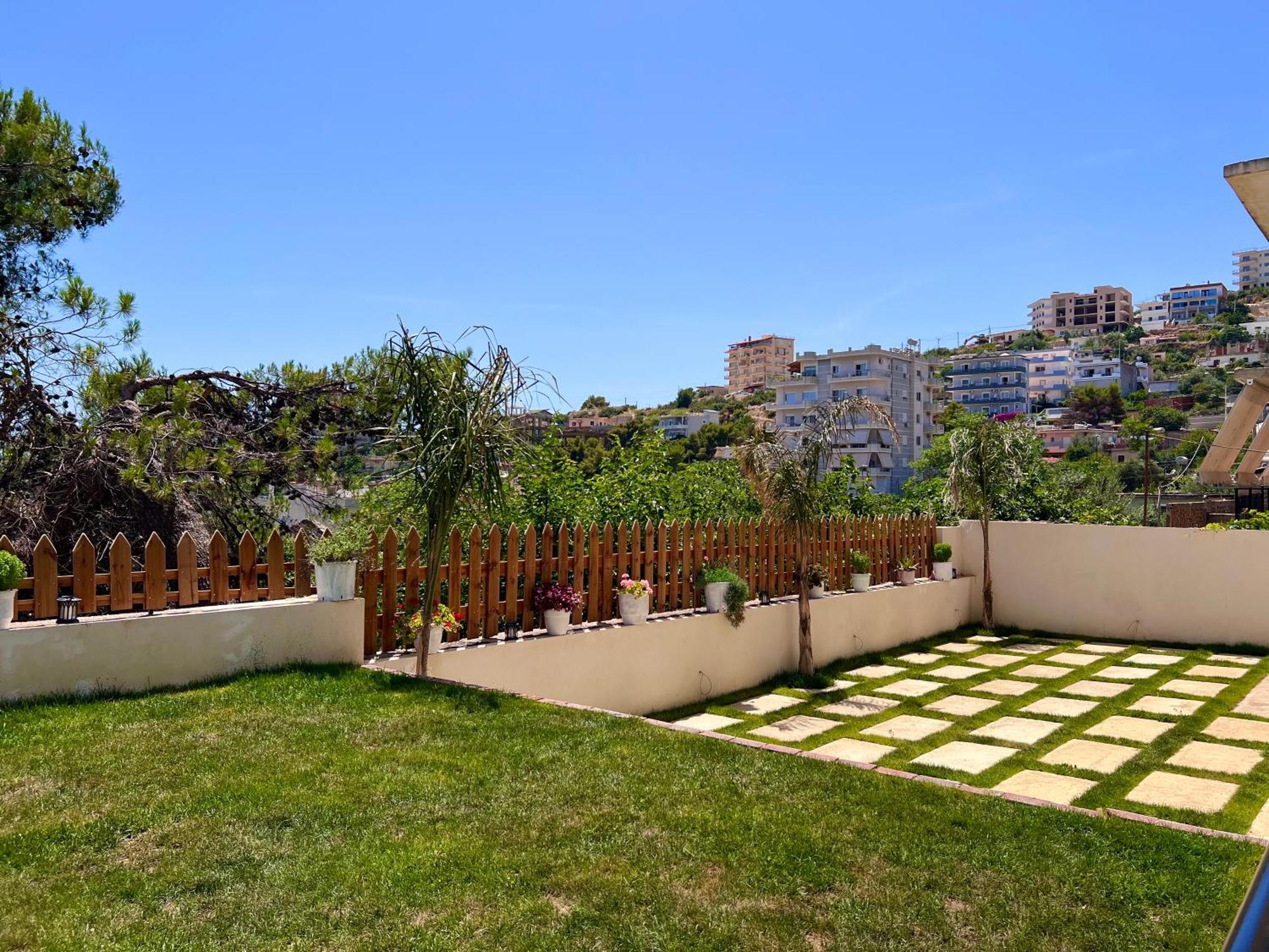The Gwen Apartment Sarande Exterior photo